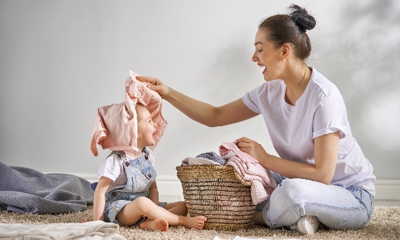 Jak prać ubranka niemowlaka? Zasady i wskazówki